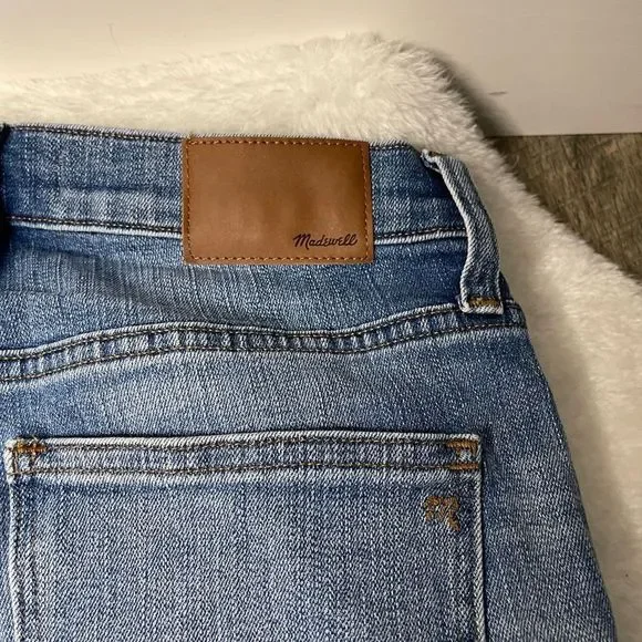 Madewell 9” High Rise Skinny Jeans - Picture 8 of 8